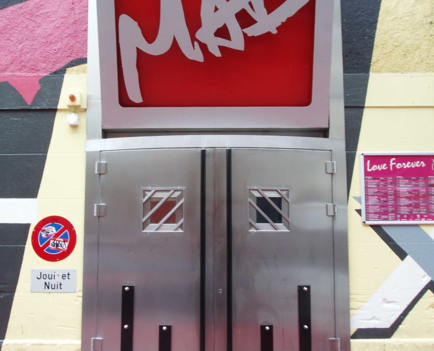 MAD Porte D'entrée Tout Inox Profilés Jansen + Tôle Construction Métallique Adani