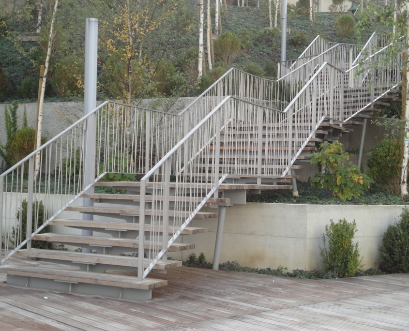 Tivoli Lausanne Passerelle Acier Zingué Duplex + Barrière Inox Sablé Construction Métallique Adani