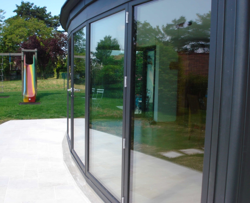 Villa St Prex Véranda Accordéon Profilé Alu Schüco Thermpolaqué Construction Métallique Adani